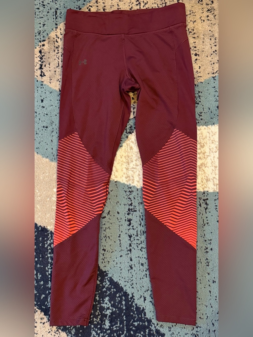 Under Armour HeatGear Women’s Medium Burgundy & Orange Performance Leggings